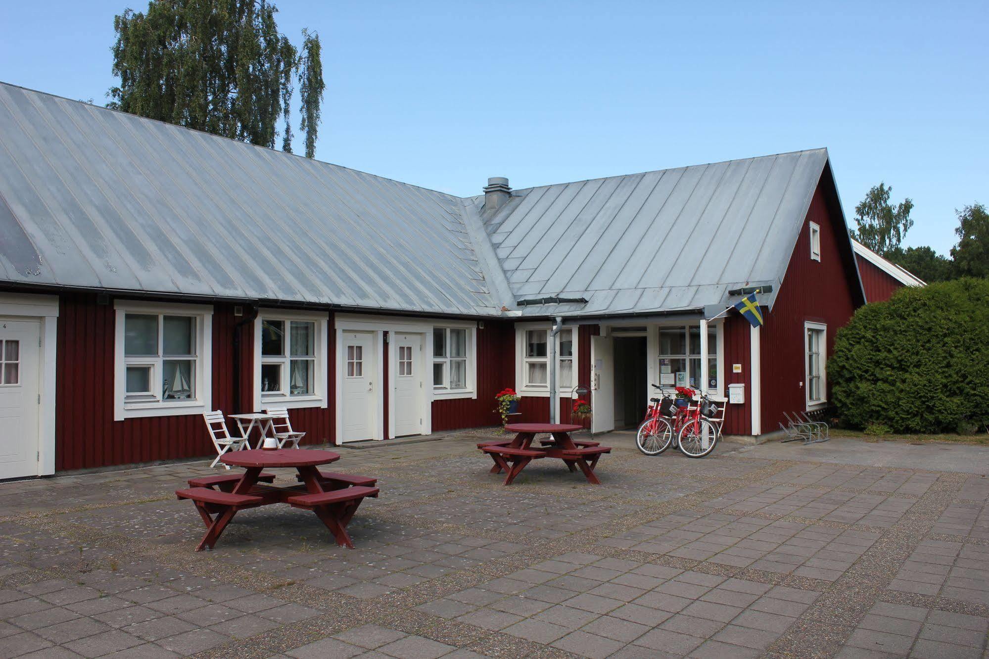 Perssons I Backens Pensionat- Sjoetorps Vandrarhem & Rum Экстерьер фото